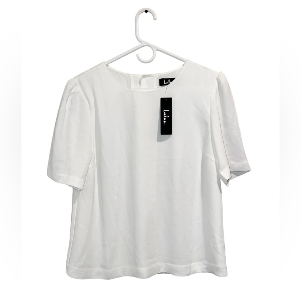 NWT Lulus White Short Sleeve Puff Shoulder Blouse - Size Medium